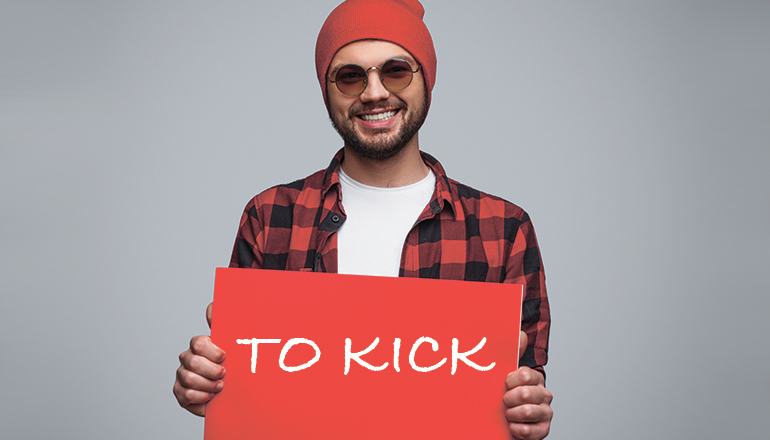 Фразовые глаголы со словом KICK Фразовые глаголы со словом KICK